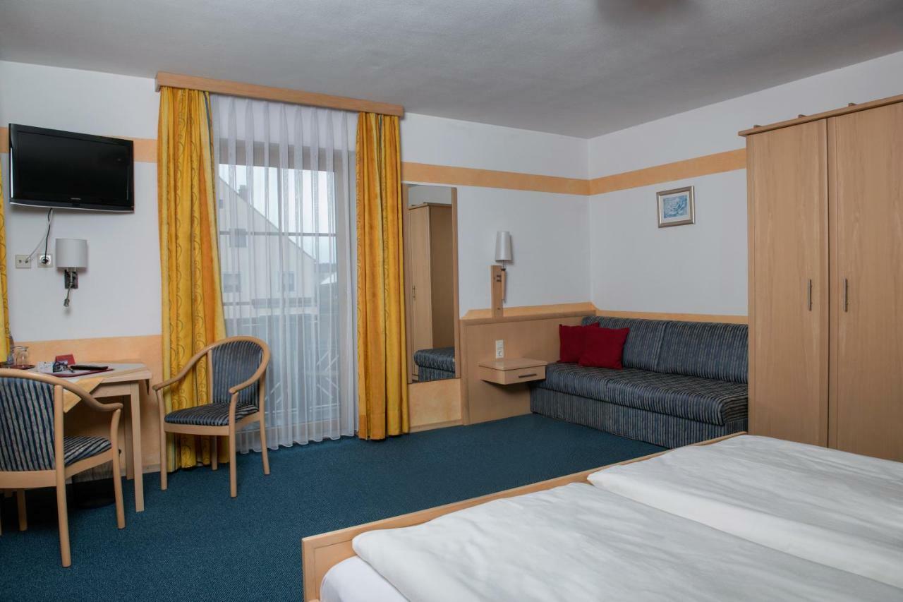 Hotel Garni Hopfengold Wolnzach Bagian luar foto